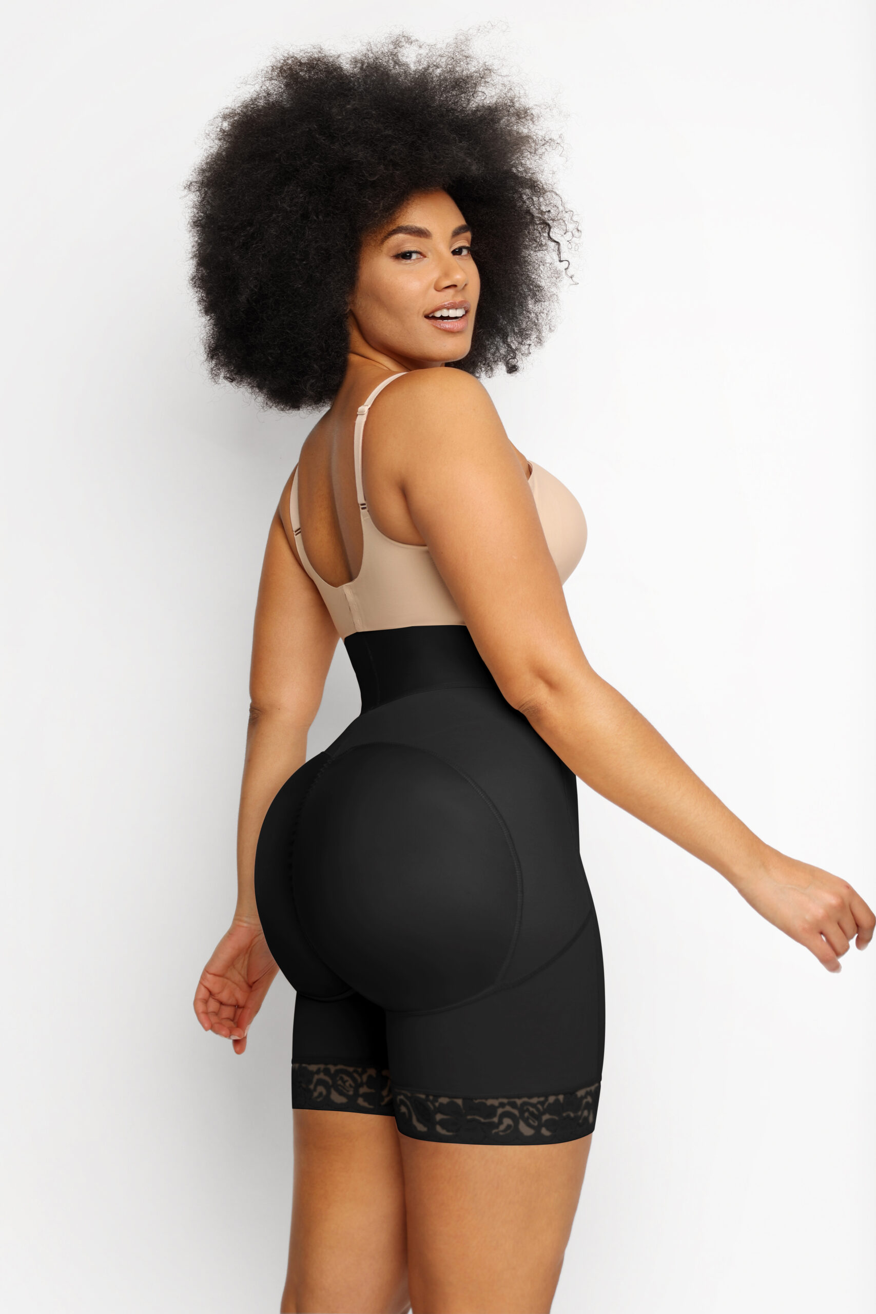 All day Shapellx's shapewear, click to watch Izzy's review. 🤟👇🤓 # shapewear#shapellxcrew#snatched, By ShapellxOfficial
